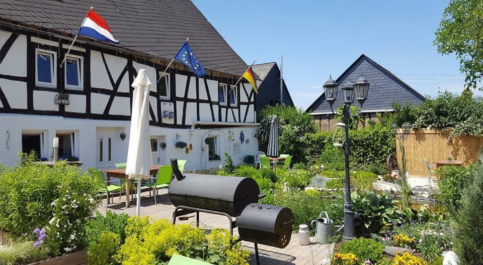 Ferienwohnung Sabershausen Landhof Sonne Exterior foto