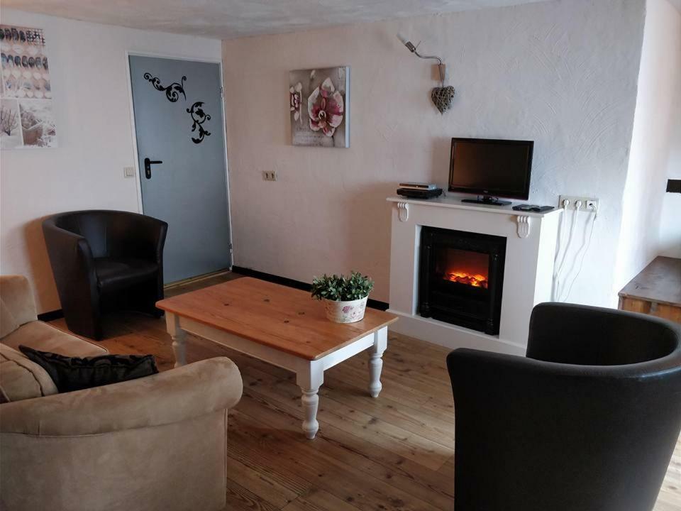 Ferienwohnung Sabershausen Landhof Sonne Exterior foto